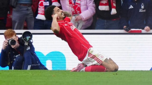 Leeds United medzi trojicou PL s najväčšou pravdepodobnosťou zostúpi ako Leeds United medzi trojicou PL s najväčšou pravdepodobnosťou zostúpi ako 37,5 milióna £, hviezda Nottm Forest zdôrazňuje kľúčový rozdiel