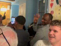 Legenda Arsenalu a bývalý šéf Crystal Palace Patrick Vieira sa pripája k fanúšikom Eagles v krčme pred zápasom Conference League Patrick Viera sa pripojil k fanúšikom Crystal Palace v krčme pred zápasom Eagles so Štrasburgom