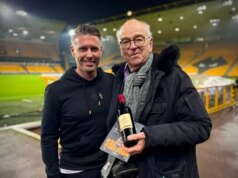 Legenda BBC Pat Murphy odstupuje po 51 rokoch a odchádza ako národný poklad Legenda BBC Pat Murphy odstupuje po 51 rokoch a odchádza ako národný poklad