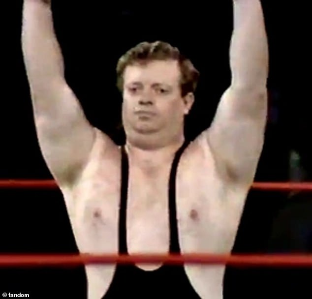 Legenda WWE Brian Mackney, ktorý sa zapísal do histórie ako Brian Mackney, nepočujúci kanadský zápasník, ktorý sa dostal do WWE, zomrel vo veku 77 rokov.