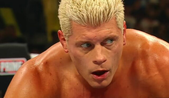 Legenda WWE sa vráti na SNME a stojí Codyho Rhodesa jeho titul útokom na Drewa McIntyra? Možnosť preskúmaná
