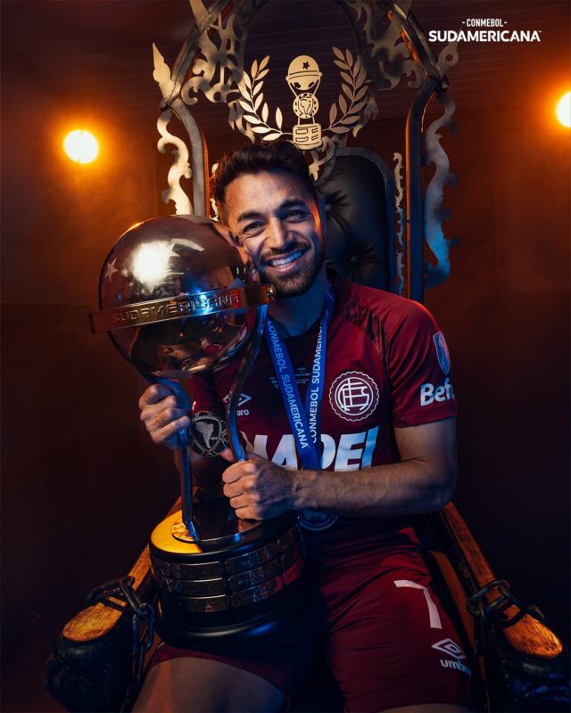 🥹 Legenda sa pokloní: "Laucha" Acosta sa lúči s futbalom Download app from appStore