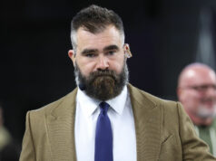 “Len hlboko zakorenená nenávisť k Yankees” logo pochodového šialenstva