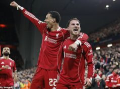 Liverpool 1:0 Real Madrid HODNOTENIE HRÁČOV: Kto mal „výkon v dospelosti“? Kto sa teraz pozerá späť na svoje najlepšie? A ktorá hviezda neurobila nič pozoruhodné? Liverpool opäť prekonal Real Madrid vďaka gólu Alexisa Mac Allistera (vpravo)