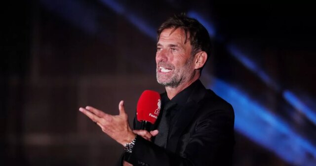 Jurgen Klopp počas plesu nadácie LFC.