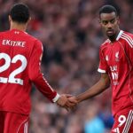 Liverpool 'eye three transfers' uprostred zápasov Alexander Isak a Hugo Ekitike | Futbal | Šport