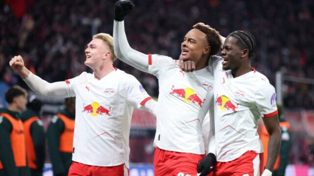 Liverpool má naďalej záujem o stredopoliara za 88 miliónov libier Liverpool má naďalej záujem o stredopoliara za 88 miliónov libier po tom, čo ho rodina varovala pred prestupom Reds