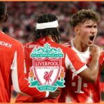 Serge Gnabry oslavuje gól za Bayern Mníchov