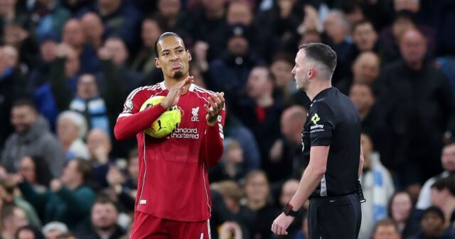 Liverpool podnikol kroky proti neuznanému gólu Virgila van Dijka vs Manchest | Futbal | Šport
