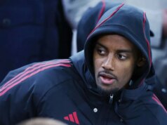 Liverpool sa rozhodol dať Alexandrovi Isakovi kývnutie na lepšie zdatných spoluhráčov ako súčasť plánu Arneho Slotu Alexander Isak sa pozerá