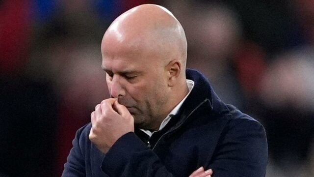 "Liverpool v plnej kríze a Slot pod silným tlakom"
