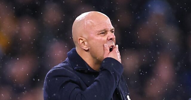 Liverpool vydal varovanie o prestupoch ako prekvapivú alternatívu ex-Arsenalu Arne Slot