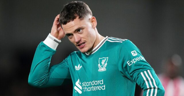 Liverpool vyzval, aby schválil odchod Floriana Wirtza výmenou za hviezdu Vinicius junior