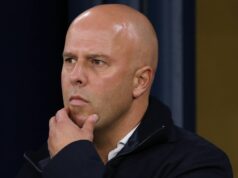 Liverpool získal januárovú prestupovú podporu, keďže alternatíva Marca Guehiho otvorila dvere k presunu MANCHESTER, ANGLICKO - 5. NOVEMBER: Nico Schlotterbeck z Borussie Dortmund sa pozerá na zápas fázy MD4 Ligy majstrov UEFA 2025/26 medzi Manchestrom City a Borussiou Dortmund na City of Manchester Stadium 5. novembra 2025 v Manchestri v Anglicku. (Foto: Chris Brunskill/Fantasista/Getty Images)