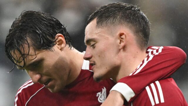 Liverpool zmaril ponuky Nemecka a Talianska na majstrovstvá sveta cez Wirtz a Chiesa
