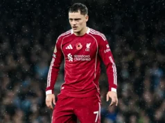 Liverpoolska superhviezda za 116 miliónov libier bola „zničená“ Manchestrom City, priznáva Gary Neville Liverpoolska superhviezda za 116 miliónov libier bola „zničená“ Manchestrom City, priznáva Gary Neville