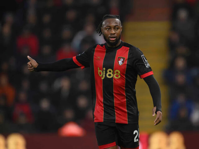 Liverpoolu povedali, aby dokončil zmluvu v hodnote 65 miliónov libier za „bleskového“ útočníka
