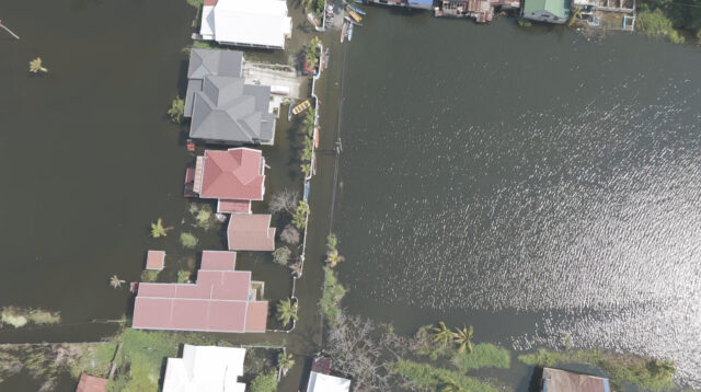 Ľudské náklady spôsobené korupčným škandálom proti povodniam na Filipínach | Klimatická kríza
