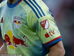 MLS „ukončí dohodu o streamovaní Apple 4 roky skôr“ po oznámení prepracovania plánu MLS a Apple ukončia svoju zmluvu o streamovaní štyri sezóny skôr po tom, čo liga v posledných dňoch urobila veľké zmeny vo svojom kalendári prechodom na tradičnejší kalendár.