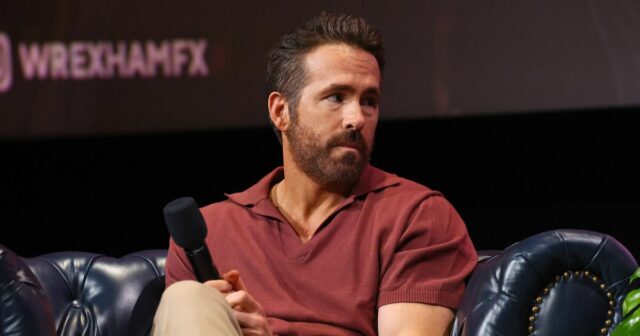 Majiteľ Wrexhamu Ryan Reynolds spôsobil obrovský neúspech, keď futbalový klub padol na dno | Futbal | Šport
