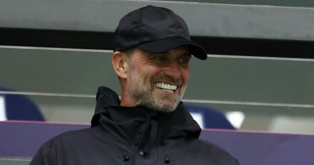 Jurgen Klopp bol spájaný so senzačným návratom do Liverpoolu, aby nahradil Arneho Slotu