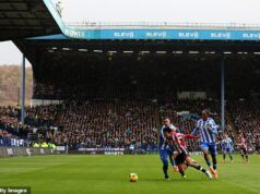 Majitelia Sheffield United nedokázali poprieť, že navrhli ohromujúcu možnú fúziu s horkými rivalmi Sheffield Wednesday napriek nepokojom fanúšikov Sheffield United minulú nedeľu vyhral 3:0 v derby Steel City v Hillsborough