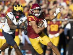 Makai Lemon sa neúnavne zameriava na pomoc USC dosiahnuť CFP Makai Lemon sa neúnavne zameriava na pomoc USC dosiahnuť CFP