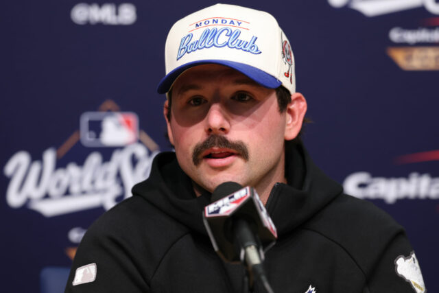 Mama Davisa Schneidera Elena si pripomína výročie úmrtia svojho prvorodeného logo pochodového šialenstva