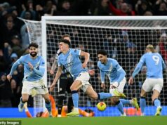 Man City 3-2 Leeds: Phil Foden ušetril červenanie Pepa Guardiolu neskorým víťazom, ale nemýľte sa, toto bol NAJHORŠÍ výkon City v sezóne, píše JACK GAUGHAN Phil Foden skóroval neskoro, keď Man City bojoval o víťazstvo 3-2 proti Leedsu United