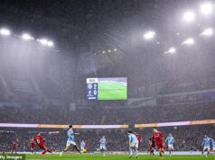 Man City 3:0 Liverpool HODNOTENIE HRÁČOV: Ktorá hviezda Reds bola ‚strašná?‘ Kto bol jedinečný v strede poľa? A kto bol nehrateľný? Manchester City prekonal Liverpool v daždivom dni na Etihad
