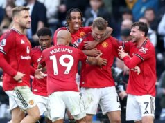 Man Utd sa dostal z väzenia s neskorým cieľom omráčiť Tottenham po kolapse – 5 rozhovorov Matthijs de Ligt z Manchestru United (2R) oslavuje druhý gól svojho tímu