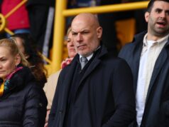 Manažéri Premier League chcú urobiť obrovskú zmenu VAR a tvrdo tlačia na Howarda Webba Šéfovia Premier League tlačili na Howarda Webba, aby zmenil VAR