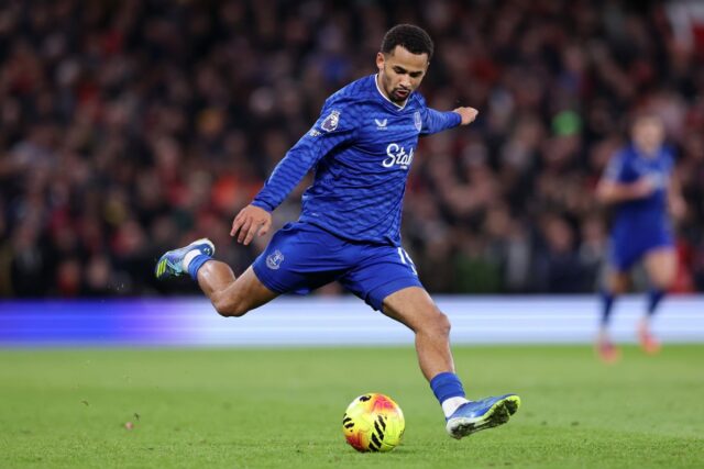 Manchester City, Tottenham a Liverpool obchádzajú krídelník Evertonu Iliman Ndiaye Manchester City, Tottenham a Liverpool obchádzajú krídelník Evertonu Iliman Ndiaye