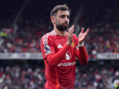 Bruno Fernandes zápasí s Moisesom Caicedom ako kapitán Man Utd žiari v Premier League Manchester United hľadá hráča, s ktorým by chcel Bruno Fernandes hrať