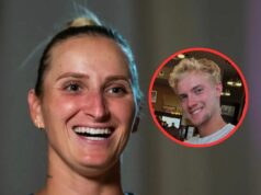Markéta Vondroušová vyžaruje eleganciu v modrých bikinách, keď vyrazí na pláž s priateľom Andrewom Paulsonom Markéta Vondroušová počas fotenia portrétov hráčov pred turnajom BNP Paribas Open 2024 v Indian Wells (Zdroj: Getty)