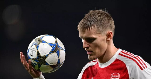 Martin Odegaard posiela Arsenalu správu o zranení pred obrovským súbojom Martin Odegaard hrá za Arsenal