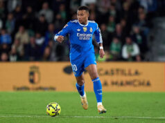 Mbappe po štvorgólovej salve proti Olympiacosu reaguje: „Musíme chrániť hráčov, trénera a všetkých“ Mbappe po štvorgólovej salve proti Olympiacosu reaguje: „Musíme chrániť hráčov, trénera a všetkých“