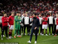 Meno: Hviezda Man United s 51 miliónmi libier Ruben Amorim „pokarhal pred svojimi spoluhráčmi – povedal mu, že ho nepozná ako toho istého hráča a že sa dostal do pohody“ Ruben Amorim povolal v minulej sezóne jedného zo svojich hráčov Man United pred celý tím