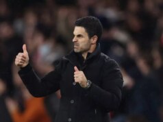 Mikel Arteta dostal zásadnú lekciu, keď skvelý Arsenal vyhodil Bayern Mníchov Mikel Arteta bude dúfať, že Leandro Trossard sa nepripojí k jeho zoznamu zranených Arsenalu