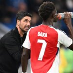 Mikil Artta chatuje s Bukayom