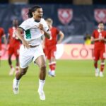 Monako prinútilo Clémenta Akpu priblížiť sa