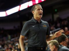 Mužský basketbal USC prekonal ťažký začiatok víťazstvom nad Cal Poly Mužský basketbal USC prekonal ťažký začiatok víťazstvom nad Cal Poly