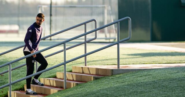 Mužstvo Man Utd ukazuje skutočné farby so zmenou cvičiska | Futbal | Šport
