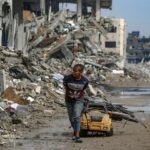 NAŽIVO: Izrael úzko koordinoval tajomný tranzit rodín z Gazy do južnej Afriky