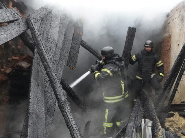 NAŽIVO: Ruský útok zabil 3 ľudí v Charkove; Ukrajinský Zelenskyj NAŽIVO: Ruský útok zabil 3 ľudí v Charkove; Ukrajinský Zelenskyj sa stretne s Macronom | Správy Emmanuela Macrona