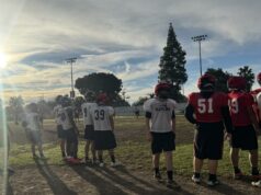 Na Deň vďakyvzdania clevelandský futbalový tím trénuje, potom si pochutnáva na 180 vajciach a 25 librách zmesi na palacinky Na Deň vďakyvzdania clevelandský futbalový tím trénuje, potom si pochutnáva na 180 vajciach a 25 librách zmesi na palacinky
