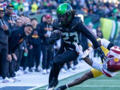 Nádeje USC College Football Playoff sa rozdrvili prehrou s Oregonom Nádeje USC College Football Playoff sa rozdrvili prehrou s Oregonom