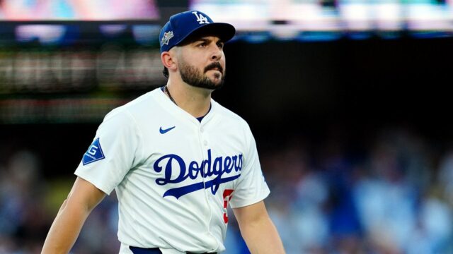 Nadhadzovač Dodgers Alex Vesia oznámil smrť malej dcérky Sterlingovej Nadhadzovač Dodgers Alex Vesia oznámil smrť malej dcérky Sterlingovej