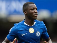 Najnovšie Chelsea: Nepriateľská reakcia „neprekvapí“ hviezdu Blues, keď Moises Caicedo čelí odmietnutiu Moises Caicedo v akcii