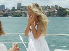 Najvhodnejší bakalár Aussie footy je mimo trhu po úžasnom návrhu mega jachty v prístave Sydney Nicho Hynes a Piper Wallis oznámili svoje zasnúbenie po tom, čo v sobotu položil otázku v prístave Sydney (na obrázku)